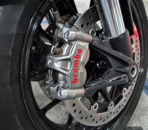 TRIUMPH SPEED TWIN 